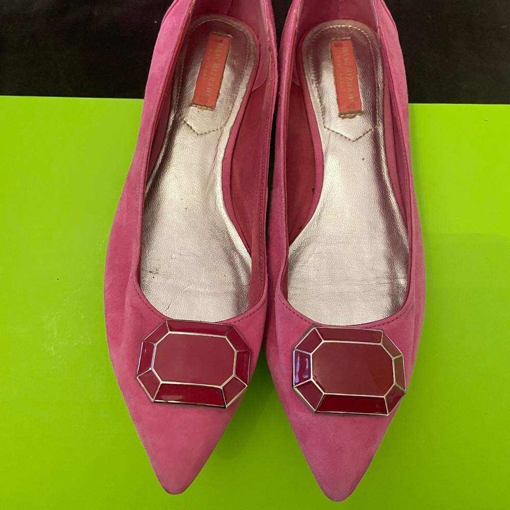 Pink Suede Shoes - Size 7.5 - Isaac Mizrahi - low heel